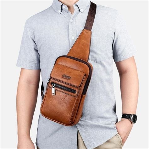 Bolsa JEEP de Couro Masculina Transversal Tiracolo.